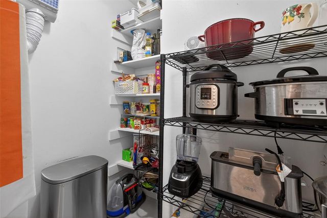 6100 N Brookline Avenue 12, Oklahoma City, OK 73112