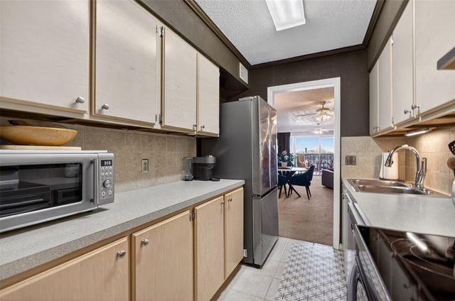 6100 N Brookline Avenue 12, Oklahoma City, OK 73112