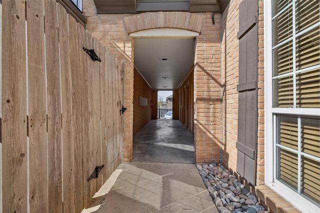 6100 N Brookline Avenue 12, Oklahoma City, OK 73112