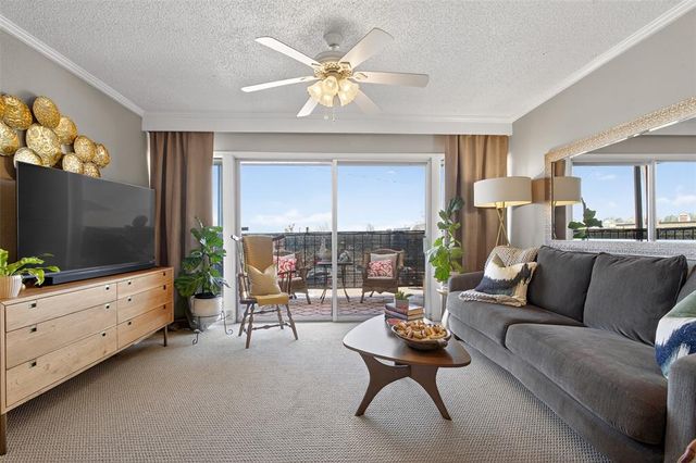 6100 N Brookline Avenue 12, Oklahoma City, OK 73112