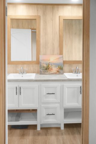 21835 NW Lake Mckenzie Boulevard, Altha, FL 32421