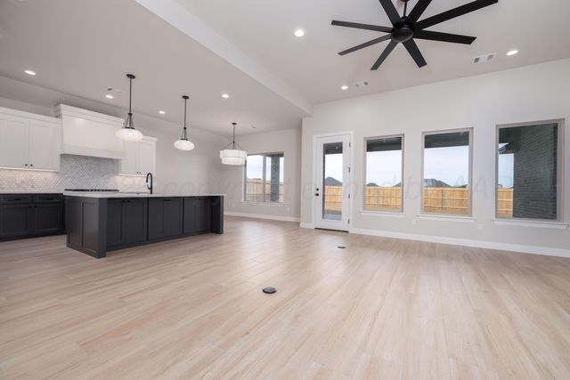 10300 PRICKLY PEAR Road, Amarillo, TX 79119