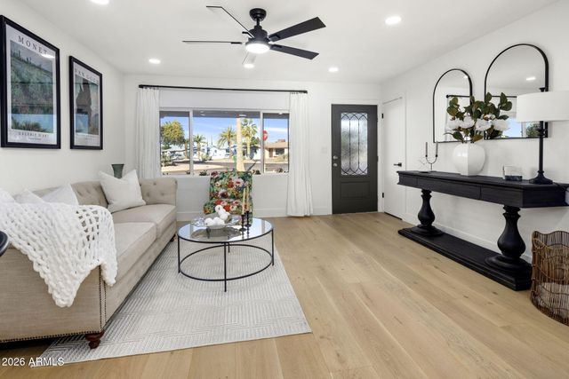 627 N 59TH Place, Mesa, AZ 85205