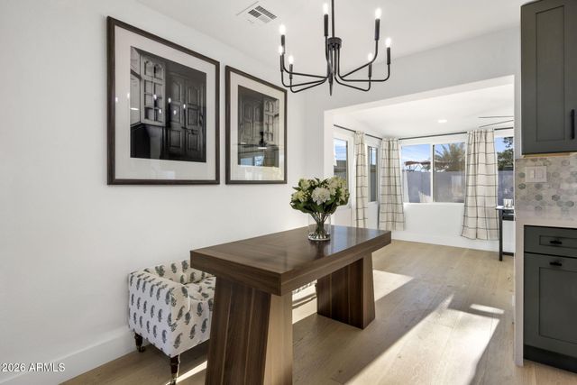 627 N 59TH Place, Mesa, AZ 85205