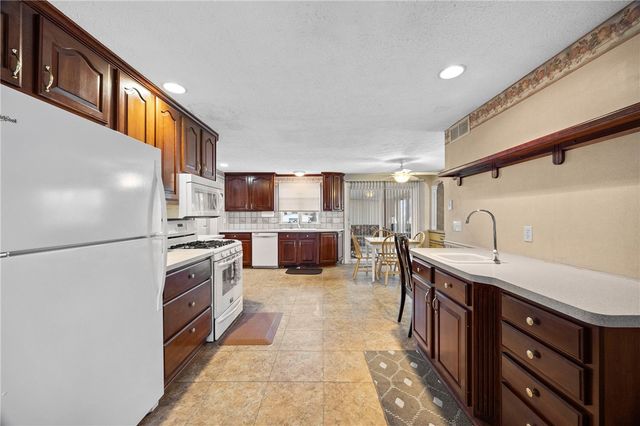 1249 Flynn Road, Greece, NY 14612