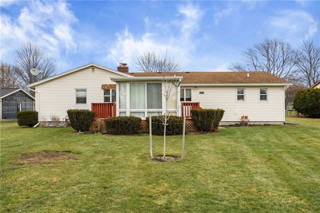 1249 Flynn Road, Greece, NY 14612