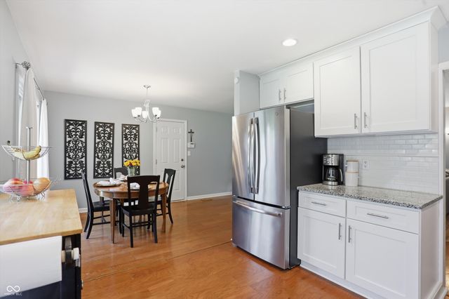 562 Holliday Lane, Indianapolis, IN 46260