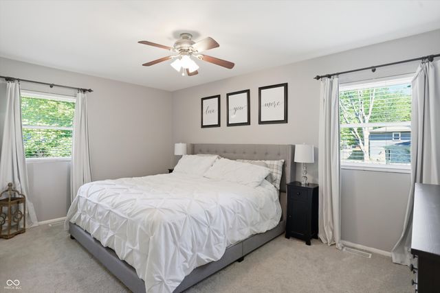 562 Holliday Lane, Indianapolis, IN 46260