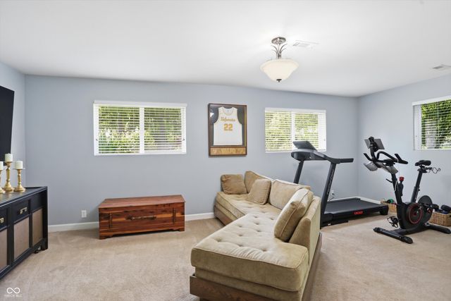 562 Holliday Lane, Indianapolis, IN 46260