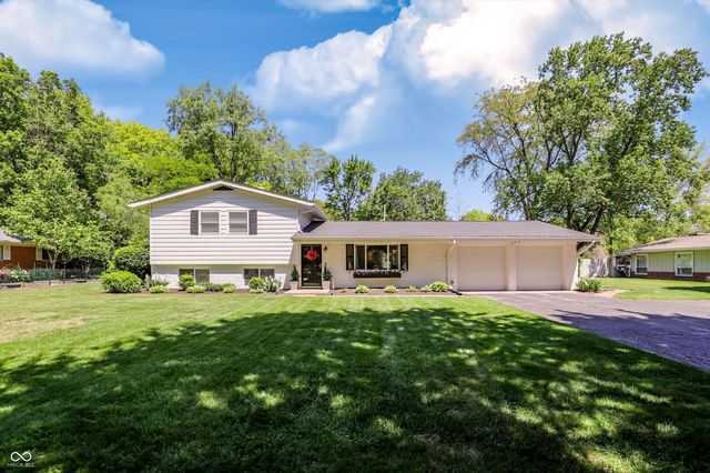 562 Holliday Lane, Indianapolis, IN 46260