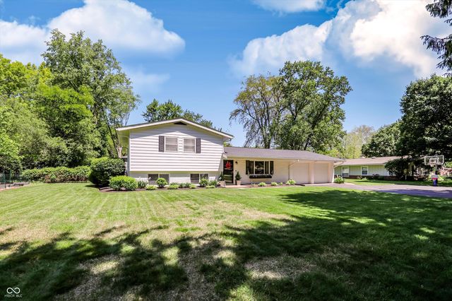 562 Holliday Lane, Indianapolis, IN 46260