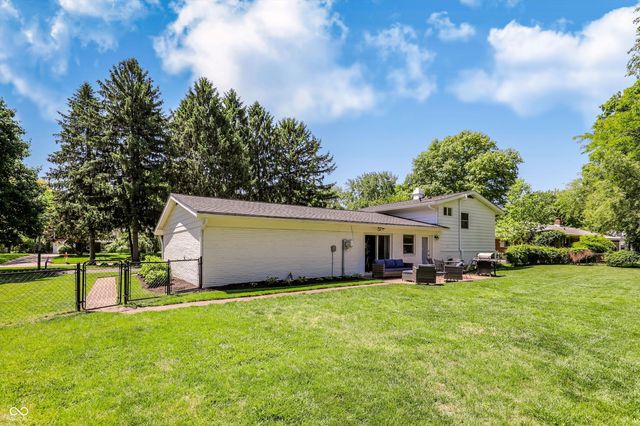 562 Holliday Lane, Indianapolis, IN 46260