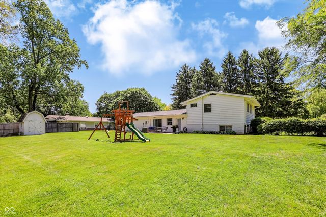 562 Holliday Lane, Indianapolis, IN 46260