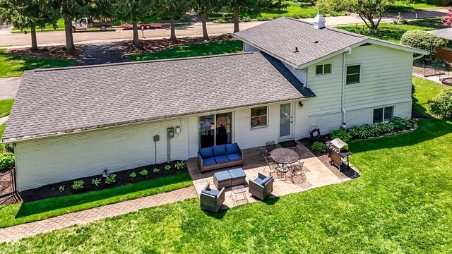 562 Holliday Lane, Indianapolis, IN 46260