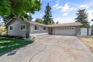 1201 Kelly Street, Medford, OR 97501