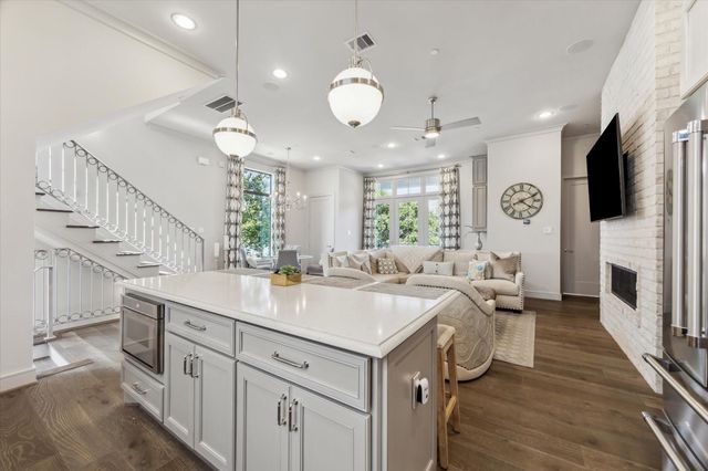 1840 Sul Ross Street C, Houston, TX 77098