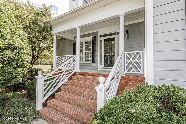 6489 Waters Edge Drive, Rocky Mount, NC 27803