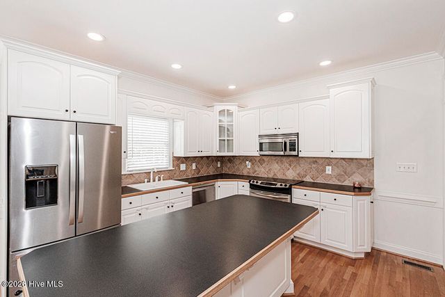 6489 Waters Edge Drive, Rocky Mount, NC 27803
