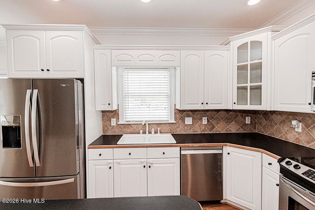 6489 Waters Edge Drive, Rocky Mount, NC 27803