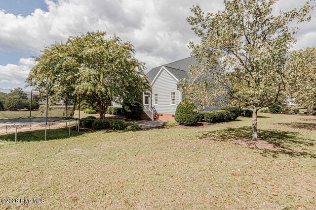 6489 Waters Edge Drive, Rocky Mount, NC 27803