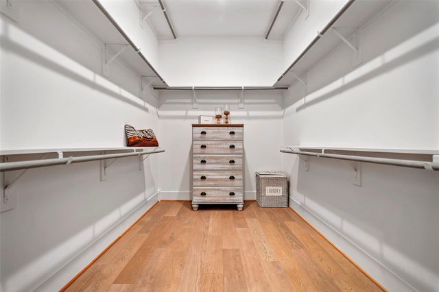 4 Caravelle Court, Galveston, TX 77554