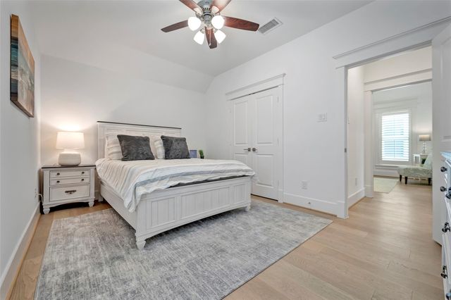 4 Caravelle Court, Galveston, TX 77554