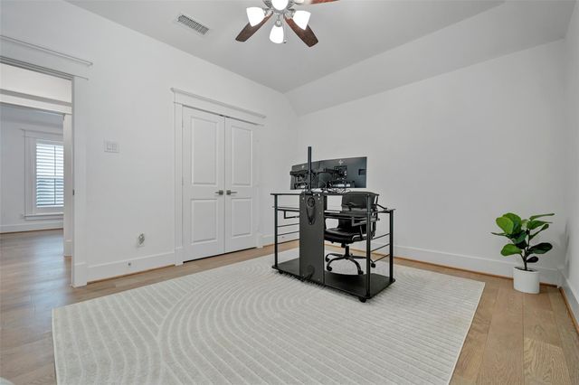 4 Caravelle Court, Galveston, TX 77554