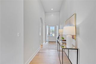 24916 W 98th Place, Lenexa, KS 66227