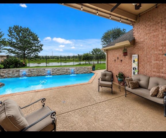 15830 Country Trail, Tomball, TX 77377