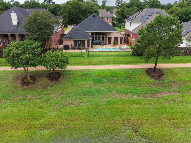 15830 Country Trail, Tomball, TX 77377
