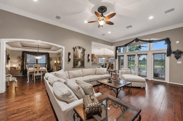 15830 Country Trail, Tomball, TX 77377