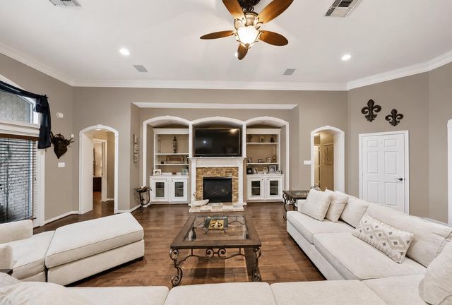 15830 Country Trail, Tomball, TX 77377