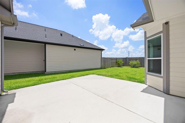 1314 Hidden Oaks Drive, Tomball, TX 77375