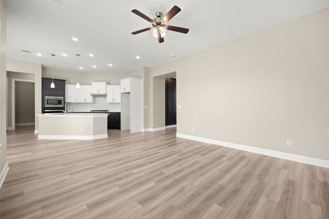 1314 Hidden Oaks Drive, Tomball, TX 77375