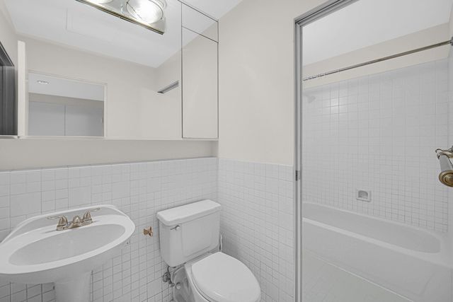 40 E 9th Street 1809, Chicago, IL 60605
