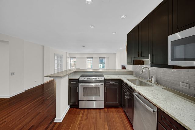 40 E 9th Street 1809, Chicago, IL 60605