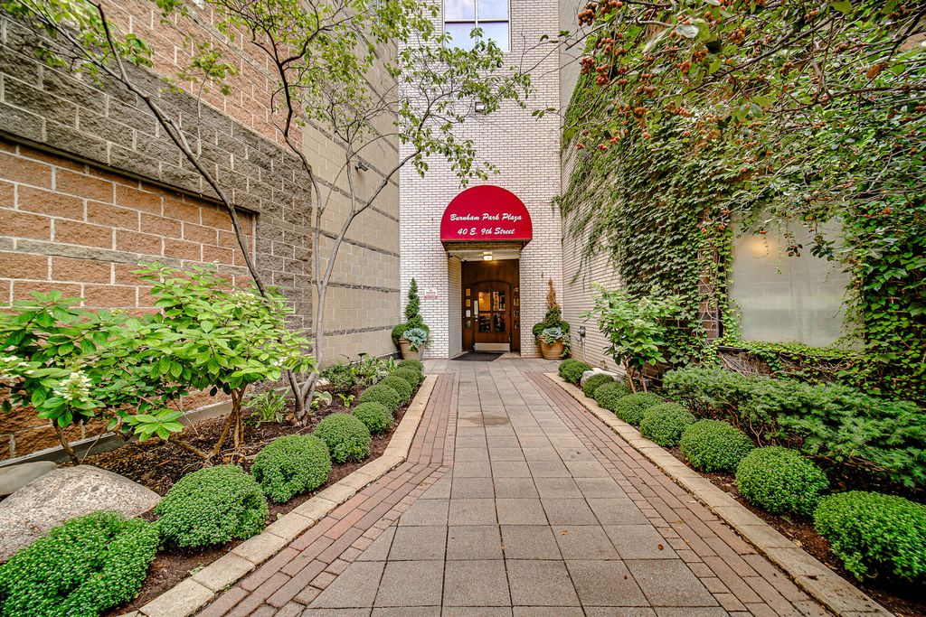 40 E 9th Street 1809, Chicago, IL 60605