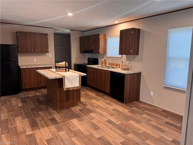 336 Ed Byerly Road, Lexington, NC 27295