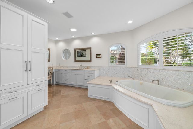 2600 Fairway Island Drive, Wellington, FL 33414