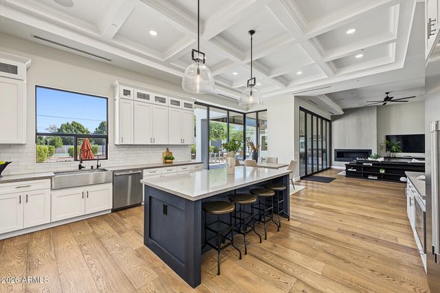 11615 N 64TH Place, Scottsdale, AZ 85254