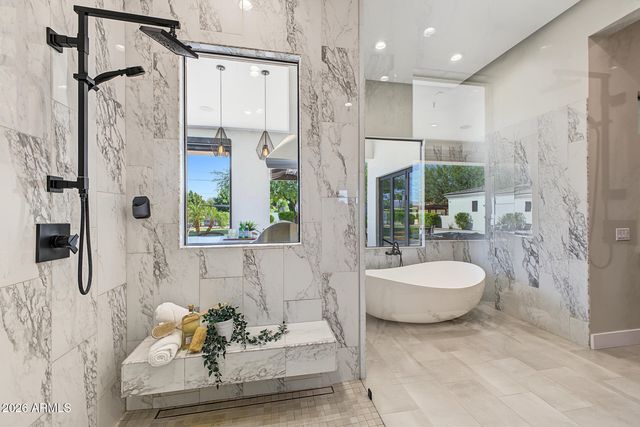 11615 N 64TH Place, Scottsdale, AZ 85254