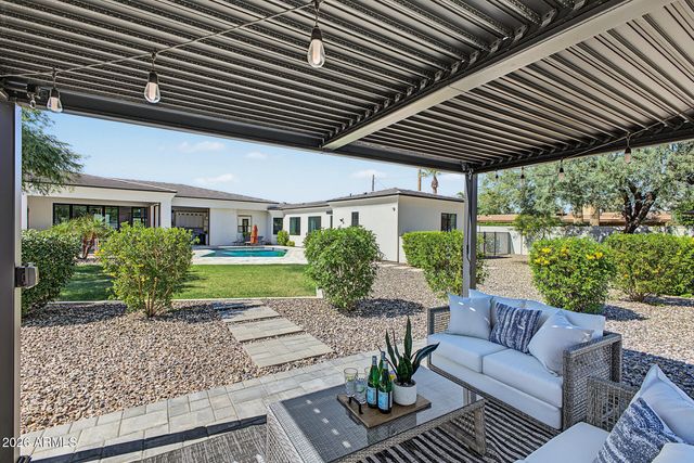 11615 N 64TH Place, Scottsdale, AZ 85254