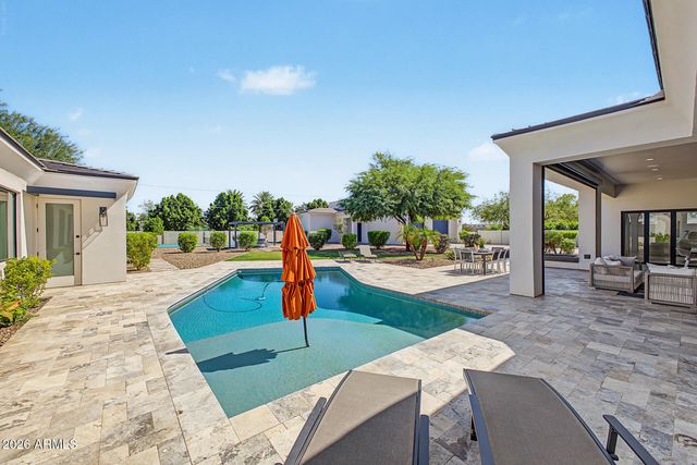 11615 N 64TH Place, Scottsdale, AZ 85254