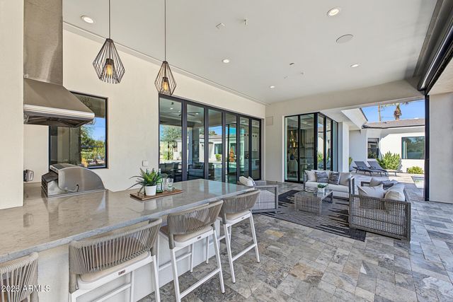 11615 N 64TH Place, Scottsdale, AZ 85254