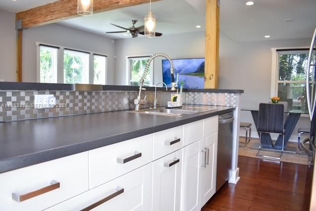 1009 TEQUESTA, Fort Lauderdale, FL 33311