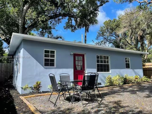 1009 TEQUESTA, Fort Lauderdale, FL 33311