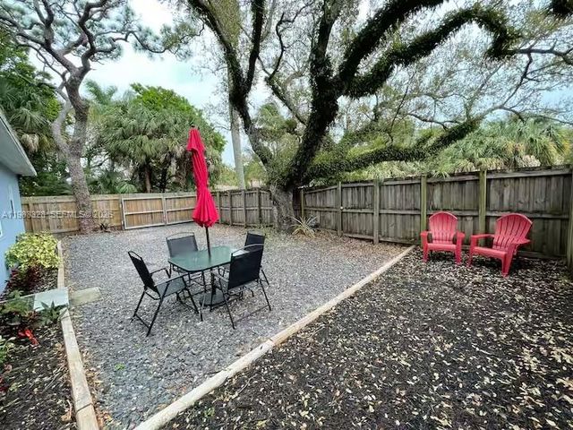 1009 TEQUESTA, Fort Lauderdale, FL 33311