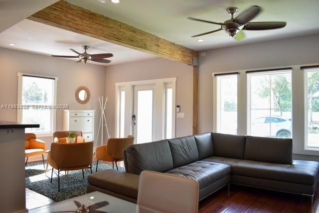 1009 TEQUESTA, Fort Lauderdale, FL 33311