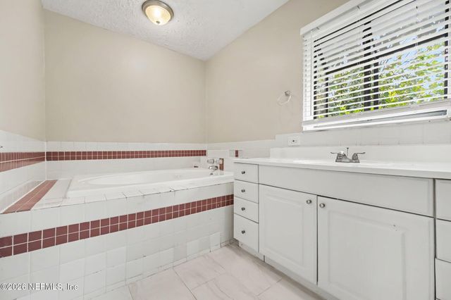 8232 FROST Street N, Jacksonville, FL 32221