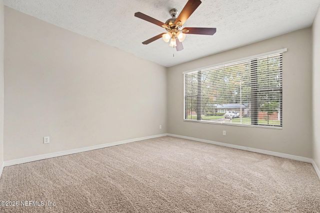 8232 FROST Street N, Jacksonville, FL 32221